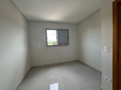Foto 26 do(a) Apartamento de 3 quartos à venda em Zona 07, Maringá