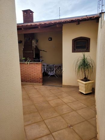 Foto 24 do(a) Casa de 3 quartos à venda em Operária, Londrina