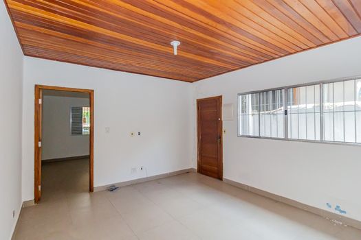 Foto 3 do(a) Casa de 2 quartos à venda em Vila Lageado, São Paulo