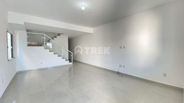 Foto 4 do(a) Casa de 4 quartos à venda em Itaipu, Niterói