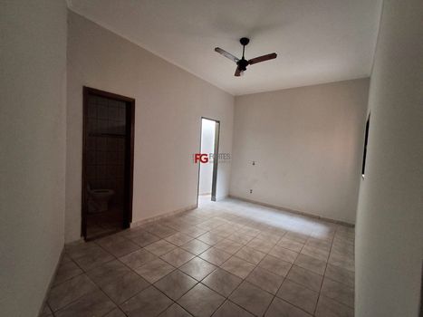 Foto 1 do(a) Casa de 3 quartos à venda em Vila Virgínia, Ribeirão Preto