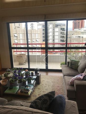 Foto 2 do(a) Apartamento de 4 quartos à venda em Itaim Bibi, São Paulo