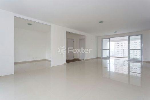 Foto 4 do(a) Apartamento de 3 quartos à venda em Jardim Fonte do Morumbi, São Paulo