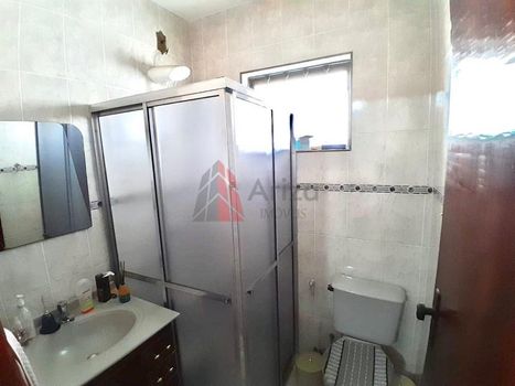 Foto 4 do(a) Casa de 3 quartos à venda em Vila Lavínia, Mogi das Cruzes