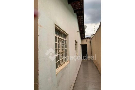 Foto 13 do(a) Casa de 2 quartos à venda em Jardim Príncipe, Lençóis Paulista