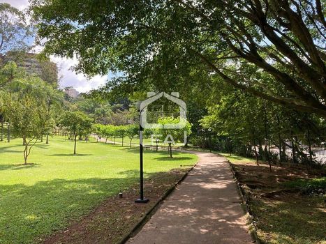 Foto 32 do(a) Apartamento de 4 quartos para alugar em Jardim Vitória Régia, São Paulo