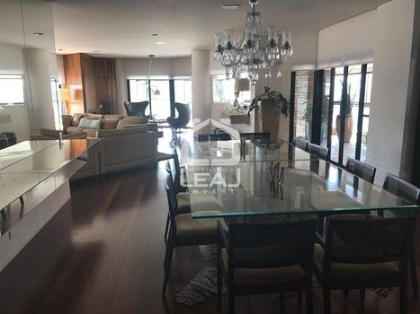 Foto 1 do(a) Apartamento de 4 quartos para alugar em Jardim Vitória Régia, São Paulo