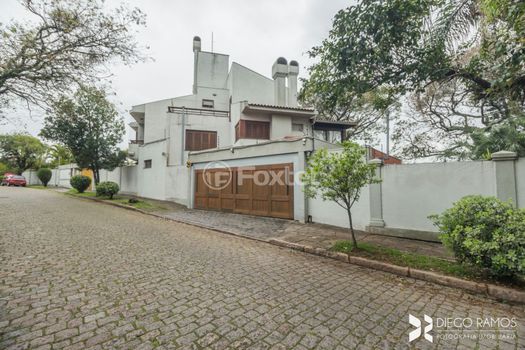 Foto 42 do(a) Casa em Condomínio de 6 quartos à venda em Três Figueiras, Porto Alegre