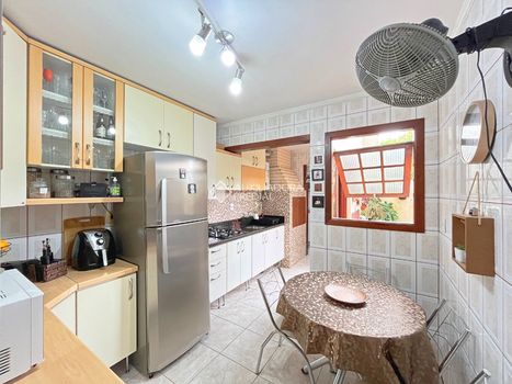 Foto 33 do(a) Casa em Condomínio de 3 quartos à venda em Ipanema, Porto Alegre