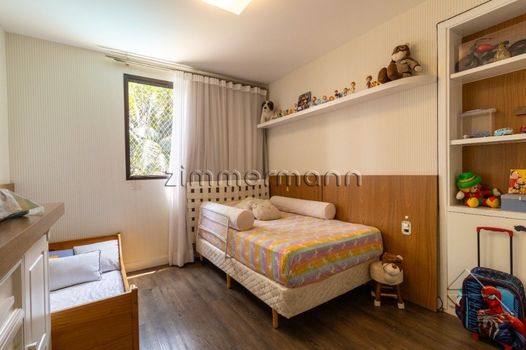 Foto 10 do(a) Apartamento de 4 quartos à venda em Indianópolis, São Paulo
