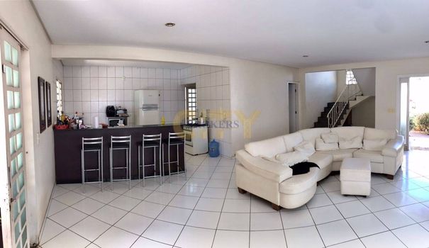 Foto 3 do(a) Casa de 3 quartos à venda em Cidade Alta, Cuiabá
