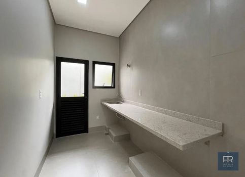 Foto 12 do(a) Casa em Condomínio de 3 quartos à venda em Aclimação, Uberlândia