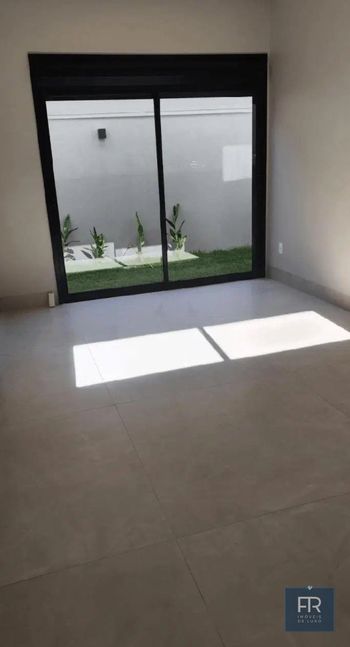 Foto 24 do(a) Casa em Condomínio de 3 quartos à venda em Aclimação, Uberlândia