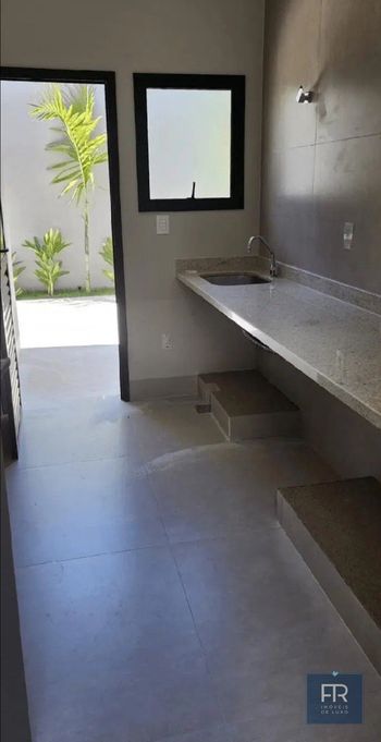 Foto 10 do(a) Casa em Condomínio de 3 quartos à venda em Aclimação, Uberlândia