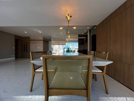 Foto 3 do(a) Apartamento de 3 quartos para alugar em Vila Gertrudes, São Paulo
