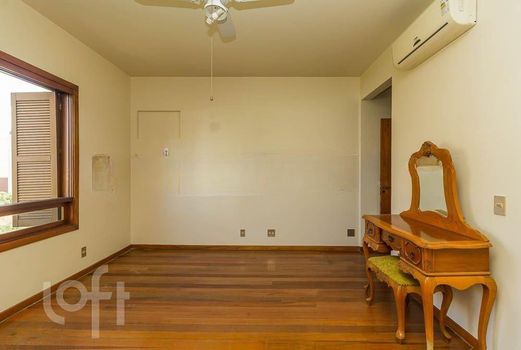 Foto 23 do(a) Apartamento de 3 quartos à venda em Petrópolis, Porto Alegre