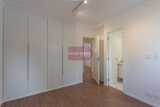 Foto 6 do(a) Apartamento de 3 quartos à venda em Indianópolis, São Paulo