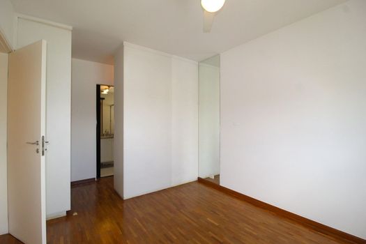 Foto 14 do(a) Apartamento de 3 quartos à venda em Vila Olímpia, São Paulo