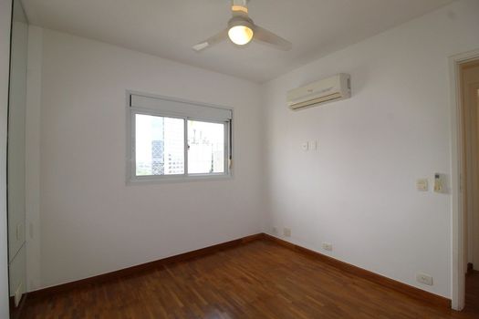 Foto 15 do(a) Apartamento de 3 quartos à venda em Vila Olímpia, São Paulo