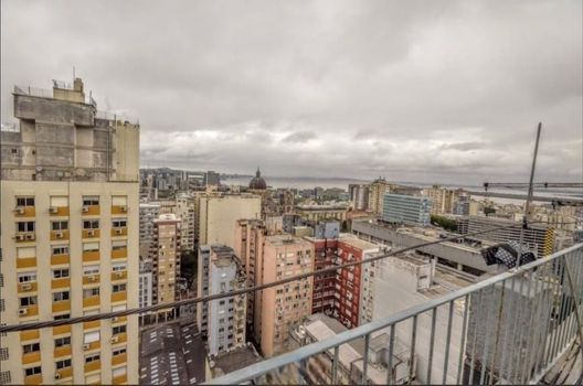 Foto 23 do(a) Flat de 3 quartos à venda em Centro Histórico, Porto Alegre