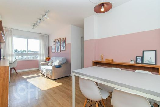 Foto 2 do(a) Apartamento de 2 quartos à venda em São João, Porto Alegre