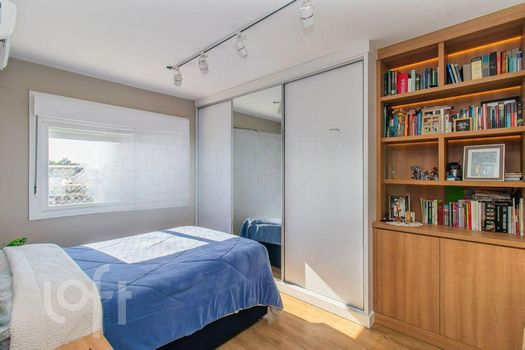 Foto 16 do(a) Apartamento de 2 quartos à venda em São João, Porto Alegre