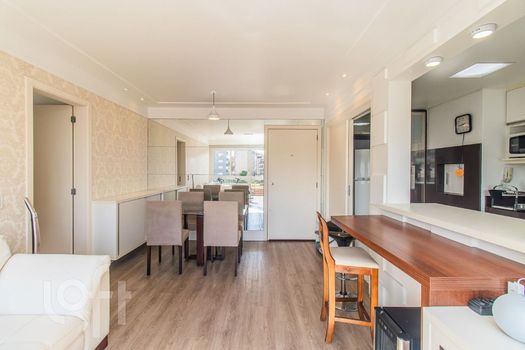 Foto 4 do(a) Apartamento de 2 quartos à venda em Jardim Botânico, Porto Alegre