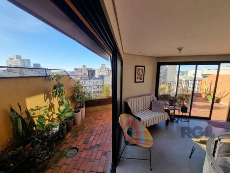 Foto 1 do(a) Cobertura de 2 quartos à venda em Centro Histórico, Porto Alegre