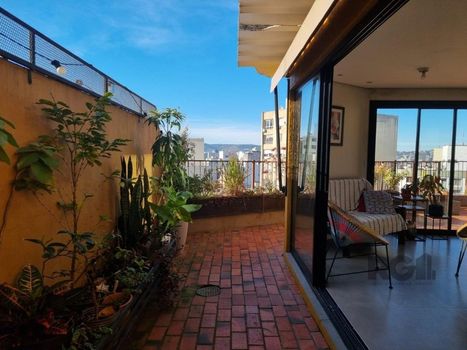 Foto 5 do(a) Cobertura de 2 quartos à venda em Centro Histórico, Porto Alegre