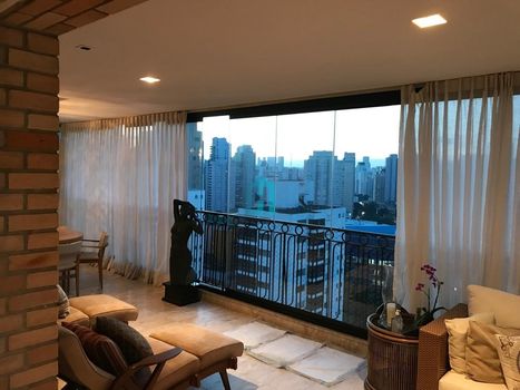 Foto 31 do(a) Apartamento de 4 quartos à venda em Indianópolis, São Paulo
