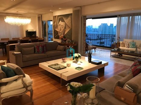 Foto 2 do(a) Apartamento de 4 quartos à venda em Indianópolis, São Paulo