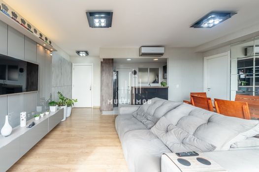 Foto 4 do(a) Apartamento de 3 quartos à venda em Jardim Europa, Porto Alegre