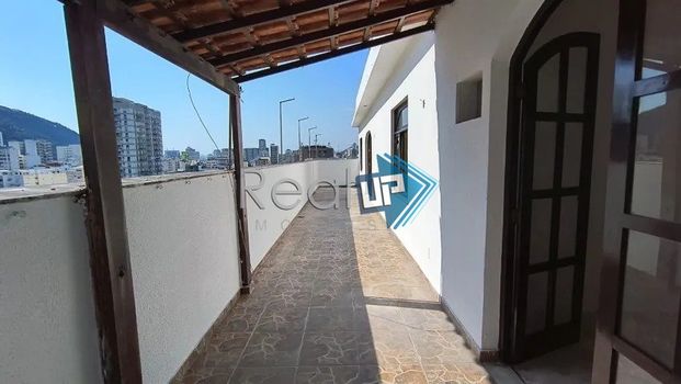 Foto 2 do(a) Cobertura de 2 quartos à venda em Humaitá, Rio de Janeiro