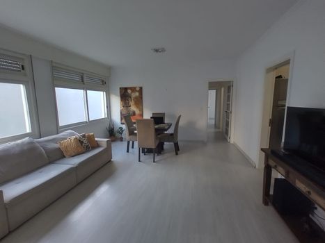 Foto 6 do(a) Apartamento de 3 quartos à venda em Rio Branco, Porto Alegre