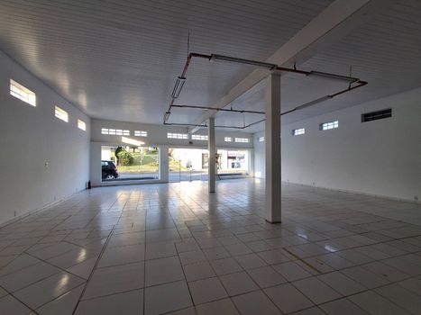 Foto 3 do(a) Sala / Conjunto Comercial false para alugar em null, Timbó