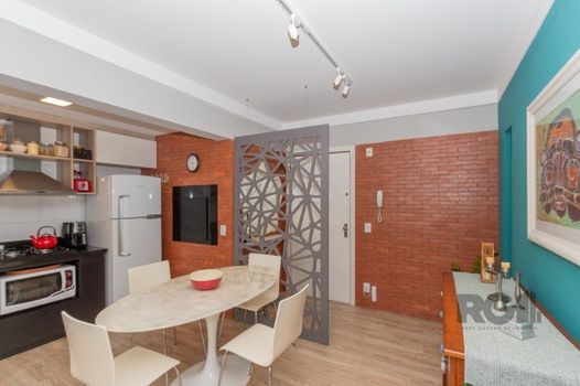 Foto 12 do(a) Apartamento de 2 quartos à venda em Petrópolis, Porto Alegre