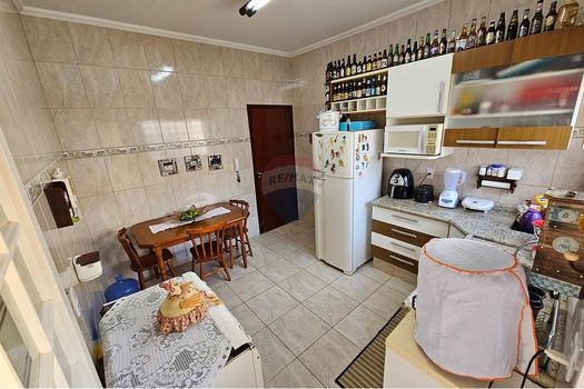 Foto 15 do(a) Casa de 3 quartos à venda em Residencial Real Parque, Lins