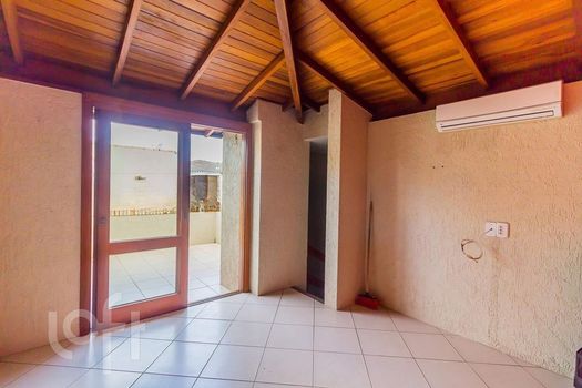 Foto 29 do(a) Casa em Condomínio de 3 quartos à venda em Guarujá, Porto Alegre