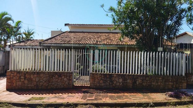 Foto 4 do(a) Casa de 4 quartos à venda em Quebec, Londrina