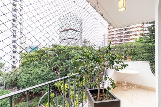 Foto 4 do(a) Apartamento de 4 quartos à venda em Campo Belo, São Paulo