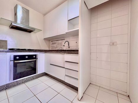 Foto 7 do(a) Apartamento de 3 quartos à venda em Gleba Fazenda Palhano, Londrina