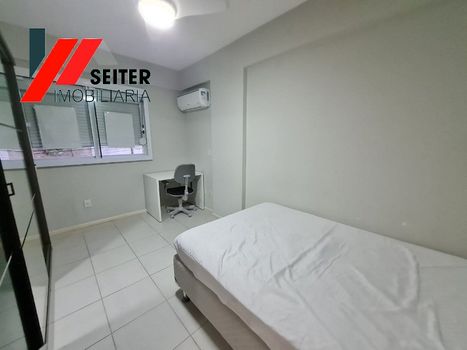 Foto 2 do(a) Apartamento de 2 quartos para alugar em Itacorubi, Florianópolis