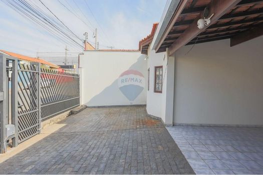 Foto 2 do(a) Casa de 1 quartos à venda em Vila Elza, Sorocaba