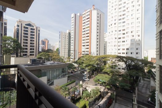 Foto 19 do(a) Apartamento de 3 quartos à venda em Vila Nova Conceição, São Paulo