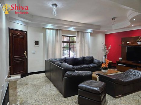 Foto 3 do(a) Casa de 3 quartos à venda em Vila São Geraldo, São Paulo