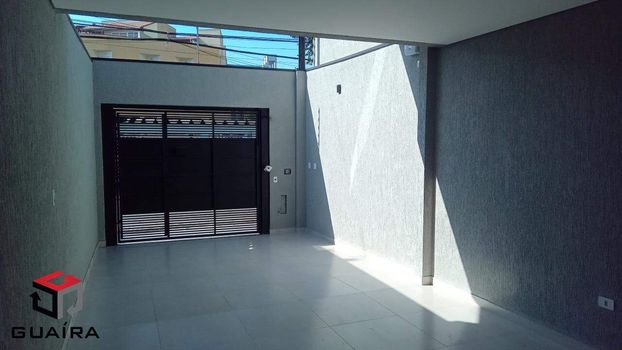 Foto 4 do(a) Casa de 3 quartos à venda em Vila Clarice, Santo André