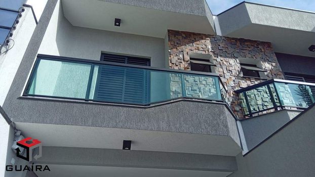 Foto 2 do(a) Casa de 3 quartos à venda em Vila Clarice, Santo André