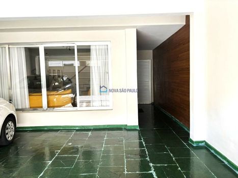 Foto 29 do(a) Casa de 3 quartos à venda em Jardim Petrópolis, São Paulo