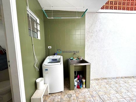 Foto 26 do(a) Casa de 3 quartos à venda em Jardim Petrópolis, São Paulo