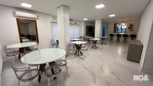 Foto 47 do(a) Flat de 3 quartos à venda em Menino Deus, Porto Alegre